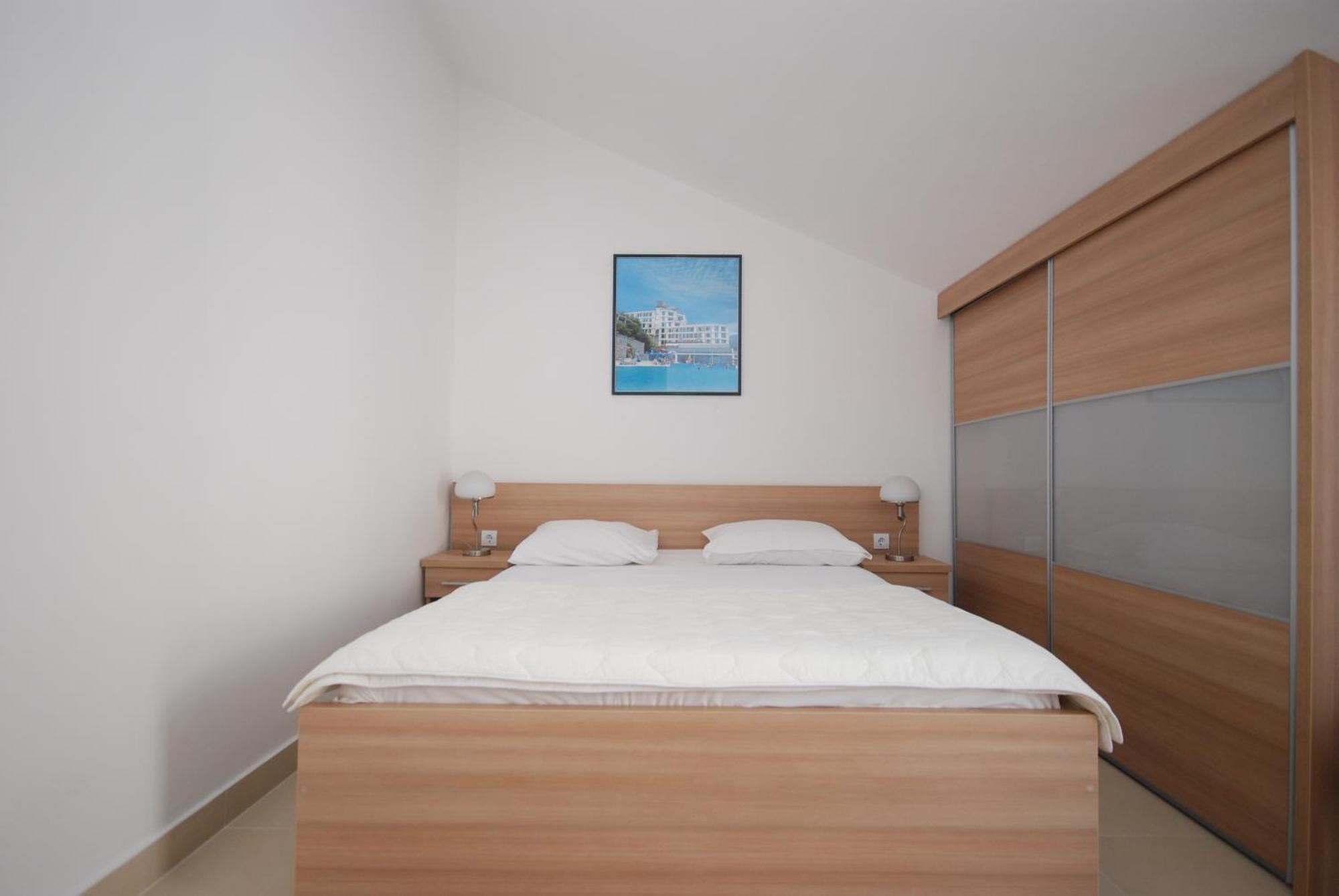 Pansion Anita 3* Budva